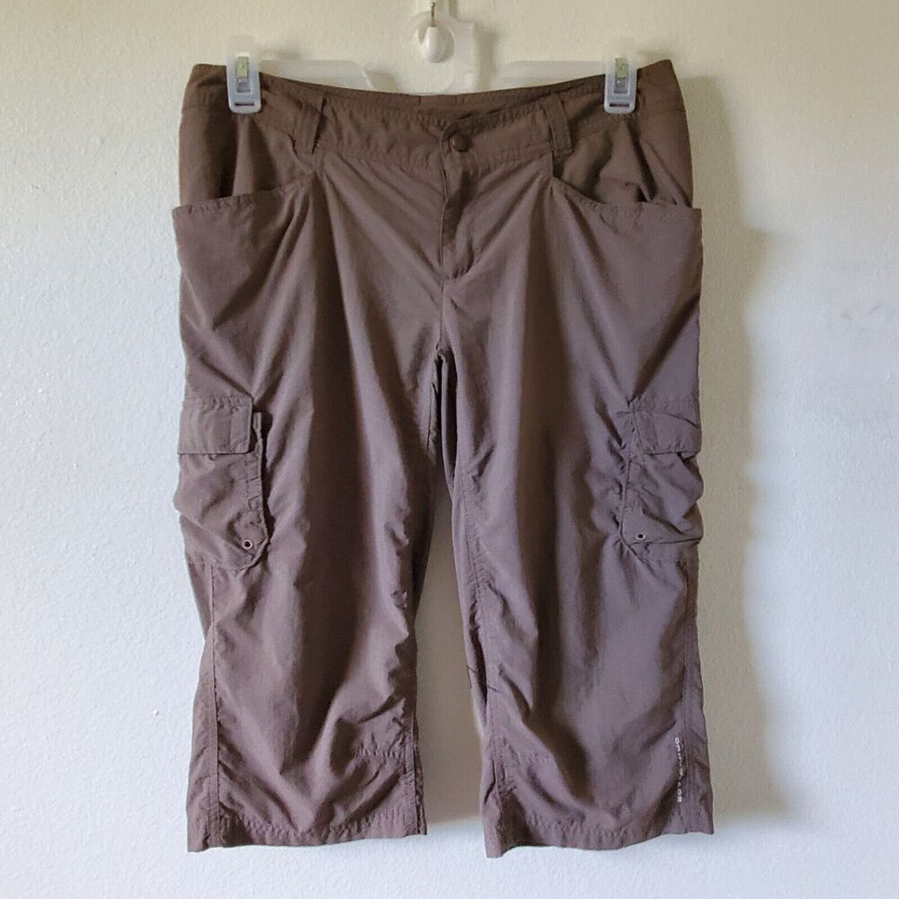 Columbia Omni Shade Womens 10 Cargo Capri Pants Brown Pockets Nylon Outdoors